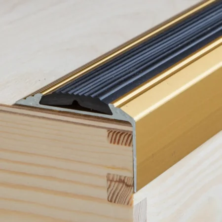 Gold anodised aluminium anti-slip stair edge nosing trim, 46 mm x 30 mm